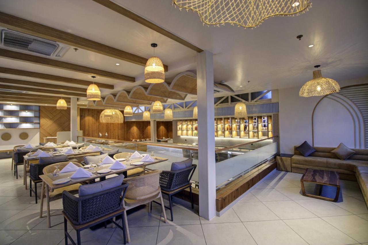 Cygnett Collection K K Hotel Faizābād Екстериор снимка
